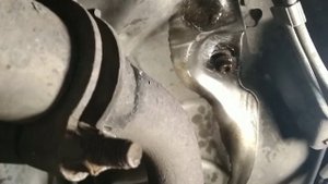 Стук в районе глушителя Opel Zafira