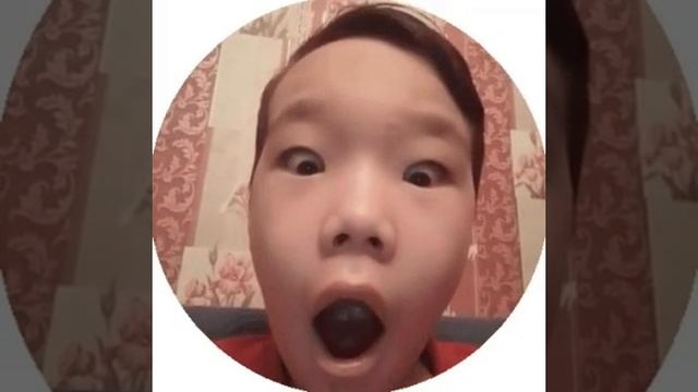 Молодой человек шокирован