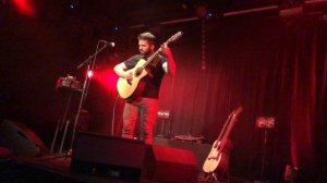 Luca Stricagnoli performs a Slipknot cover on acoustic
