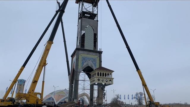 Монтаж металлоконструкции с гуськом