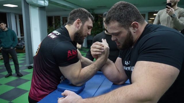 Анзор Шахмурзаев ? Ибрагим Сагов