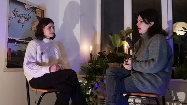 гармоничные линии профилей ~ на волнах нейтрино