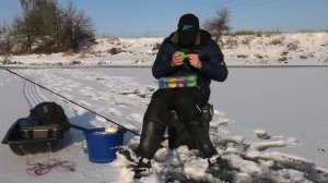 подЛЁДный ФИДЕР / поПЫТКИ ЛОВли на Реке и Озере / Зимняя РЫБАлка 2021