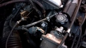 Меряем компрессию на дымящем моторе Honda CR-V rd1