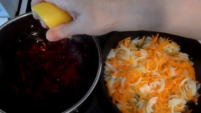 Домашний борщ с говядиной.
