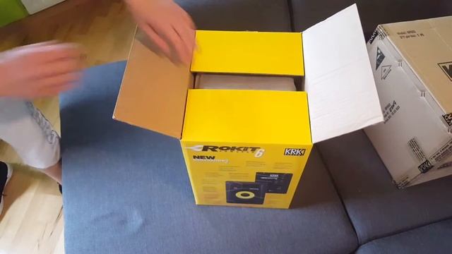 KRK RP6 RoKit G3 Unboxing - Techcheck смотреть онлайн
