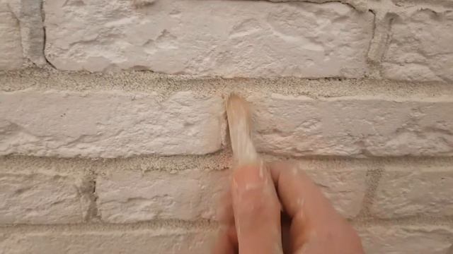 Затираю швы. Гипсовый кирпичик смотреть онлайн