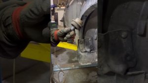 Замена шаровой на Ford Explorer.Big nasty в деле)