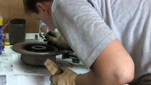 Замена подшипника и кулака задней ступицы OPEL Vectra A