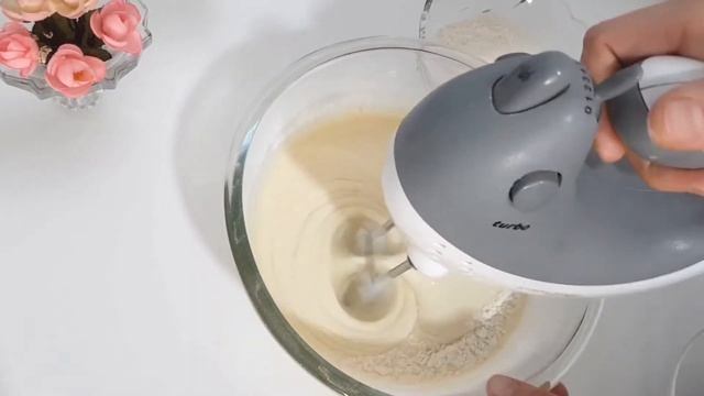 Пирог со сливками!Невероятно вкусный и простой рецепт!Кусочек буквально тает во рту!