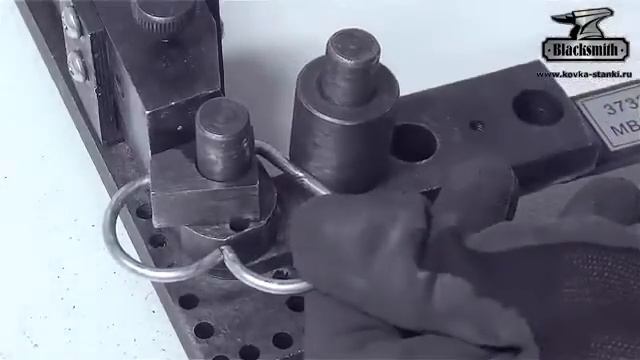 Инструмент ручной для гибки металла MB20 12 Blacksmith смотреть онлайн