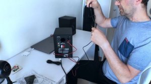 Presonus Eris E3.5 unboxing, installation and test!