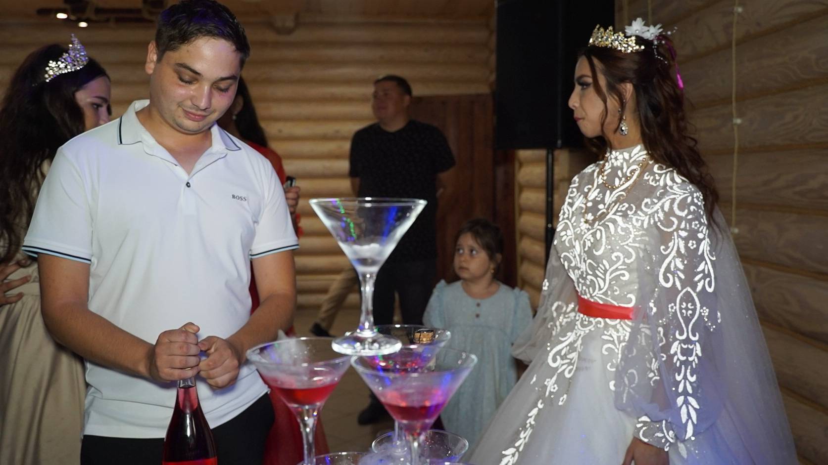 Цыганская красивая свадьба в Чебоксарах 26 августа 2024 Онисей и Тамара смотреть онлайн