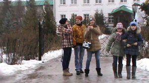Звенит январская вьюга.