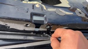 Уплотнительная резинка двери Volvo XC90