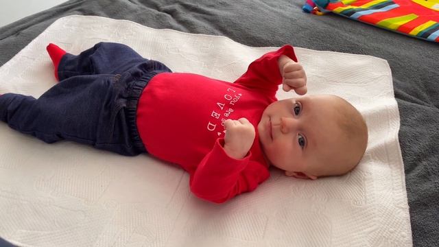 КАРОЛІНЦІ 2 МІСЯЦІ | ЯКУ ВИБРАТИ ВАКЦИНУ ДИТИНІ ДЛЯ ПРИВИВКИ | ЗЛИВА І УРАГАН У ЛЬВОВІ | VLOG смотреть онлайн