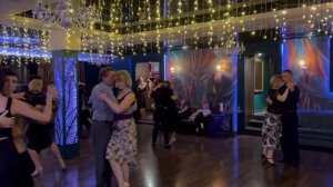 Макс Извеков Катерина Зак танцуют на милонге аргентинского танго "Мансарда"