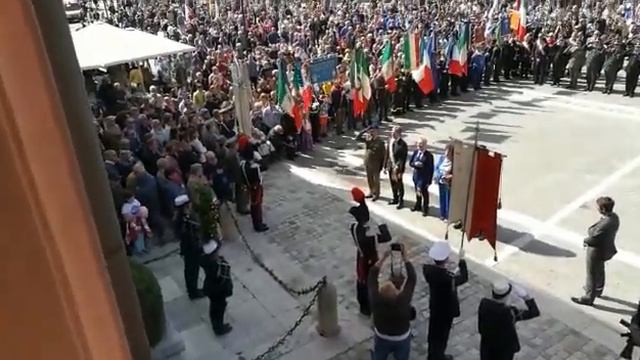25 aprile 2019 piazza Tre Martiri Rimini celebrazioni Liberazione смотреть онлайн