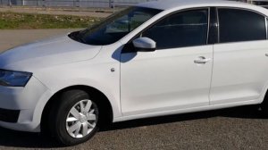 Skoda rapid 2015г 1,2 75л с