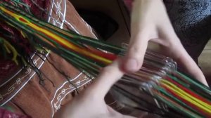 Ткачество на дощечках с перебросом. Урок А.Воронцовой