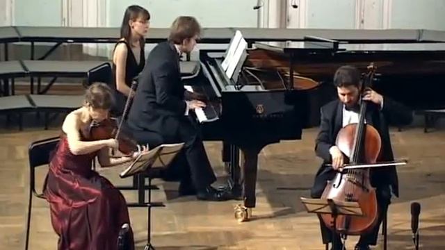 Felix Mendelssohn. Trio №2(2ч.) c-moll op.66 смотреть онлайн