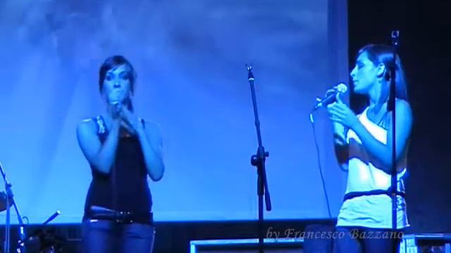 Arianna e Ginevra Zuppardo - Live - (I Know What Love Is) смотреть онлайн