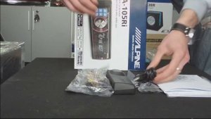 Автомагнитола Alpine CDA-105Ri