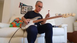 Fender Player Series Precision Bass Review