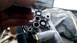 мойка высокого давления,причины и устранение течи насоса huter 165