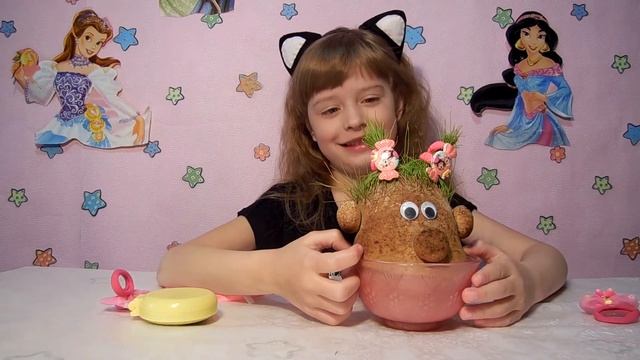 Живая детская игрушка ТРАВЯНЧИК Трава растет прям на голове Подстригаем и делаем прически. Toys смотреть онлайн