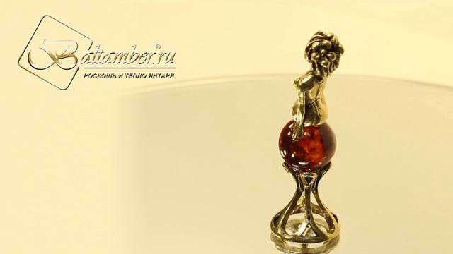 Сувенир в подарок знаку зодиака дева "Девушка на янтарном шаре" смотреть онлайн