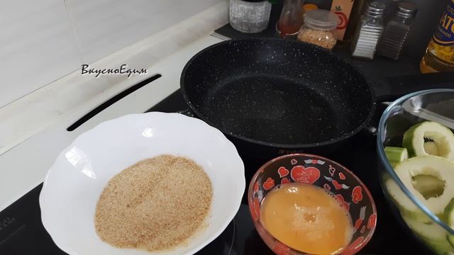 Кабачки в панировочных сухарях │ Кабачок получается сочный и хрустящий