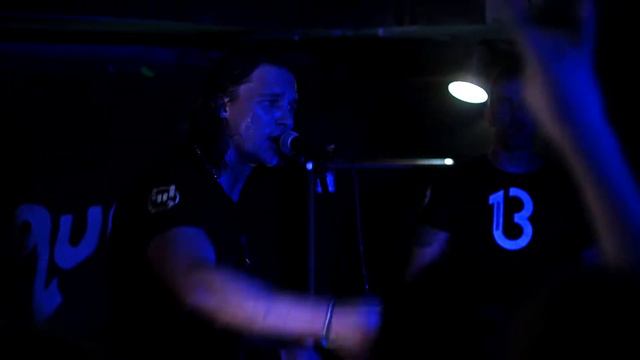 Сигнал - Душно смотреть онлайн