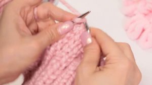 Как быстро и легко связать спицами объемную шапку с косами и большим отворотом YarnArt Alpine Alpac