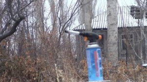 ЧТО ТО ПОШЛО НЕ ТАК ЗАКАЧАЛ СЖАТЫЙ ВОЗДУХ в ГАЗОВЫЙ БАЛЛОНЧИК. ЗЕЛЁНЫЙ ОГОНЬ!!!
