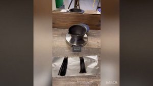 Как смыть чёрный цвет с волос