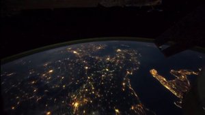 Земля из космоса грозы, молнии класс!!!🌎🌏🌍