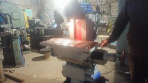 ВМ-130 фрезерный широкоуниверсальный станок