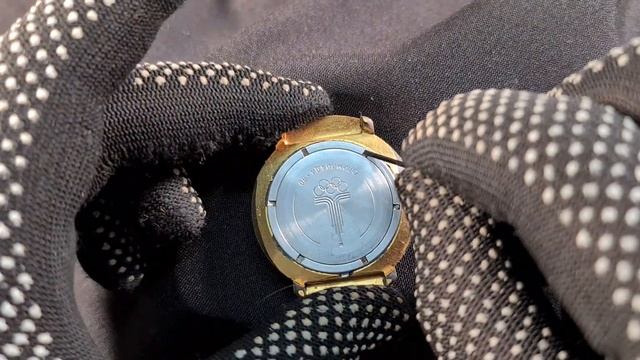 Часы Восток Олимпиада 80 позолоченные Au10. Редкость! смотреть онлайн