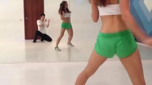 Классная попа TWERK