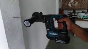 Test Makita DHR171
