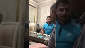 Шамсудин Магомедов
поёт в живую