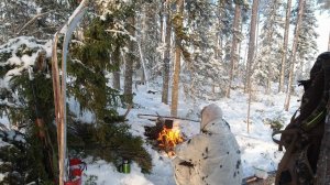 НУ ЧТО БЛОГЕРЫ ВОТ И ВСЁ. ИЗБА В ДИКОЙ ТАЙГЕ. ПОЛОМКА СНЕГОХОДА. БЛОГЕРЫ ПОТЕРЯЛИ ЗАРАБОТОК.