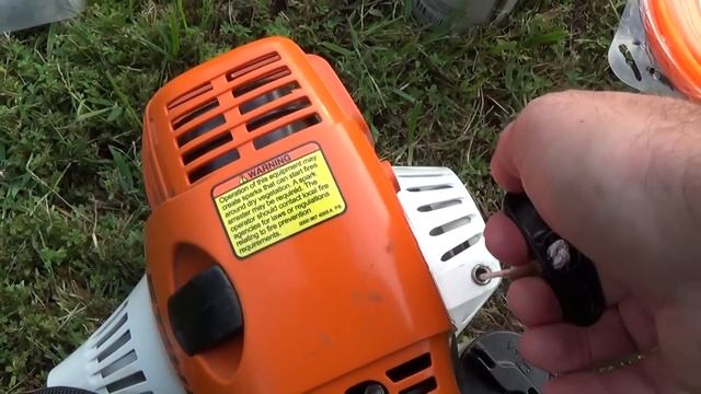 Stihl KM130R Kombi System 4 Mix Gas Trimmer and Attachments смотреть онлайн