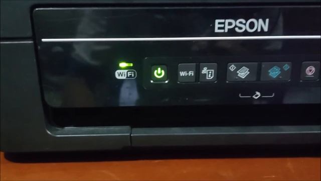 Limpieza de cabezales y prueba de inyectores EPSON L210, L355 y más смотреть онлайн