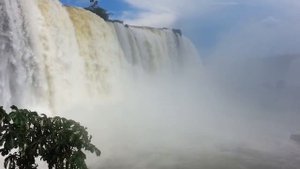 Водопады Игуасу   одни из самых красивых водопадов в мире граница Бразилии и Аргентины