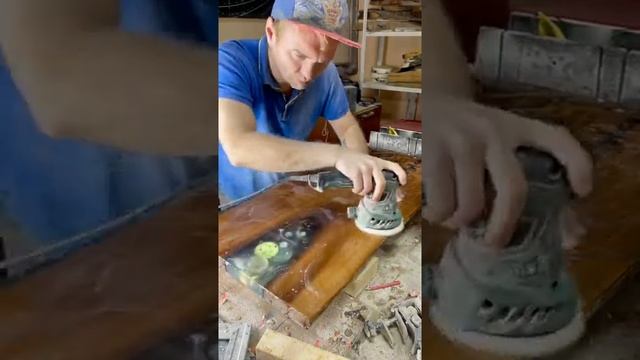 Шлифую стол из эпоксидной смолы смотреть онлайн