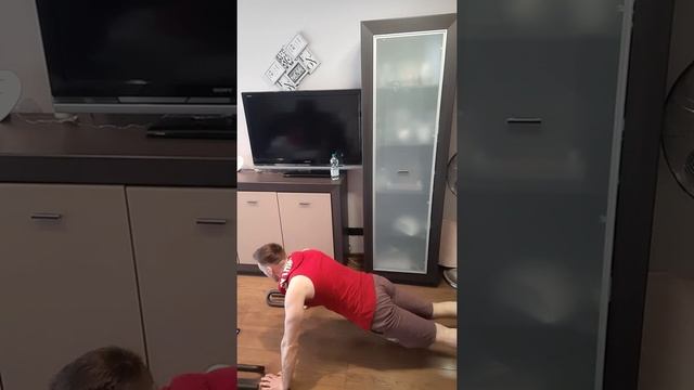 Rekord...300 отжиманий....День #16..9.04.21 смотреть онлайн