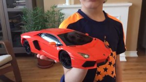 Lamborghini Aventador LP 700 4 с пультом управления Обзор