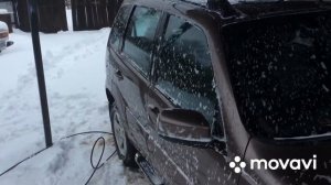 Нужно ли и как мыть машину зимой